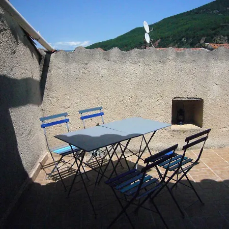 Vakantiehuis Maison Lac Du Salagou